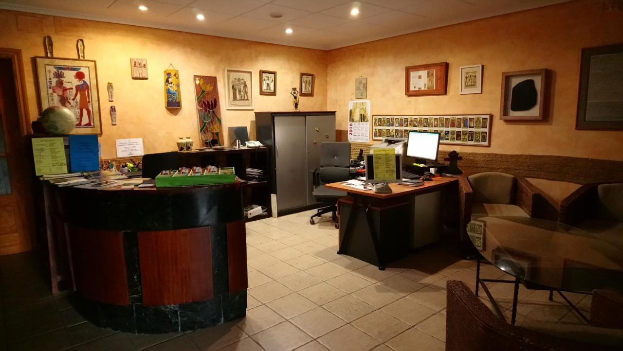 阿卡斯 伊希斯旅馆酒店 外观 照片